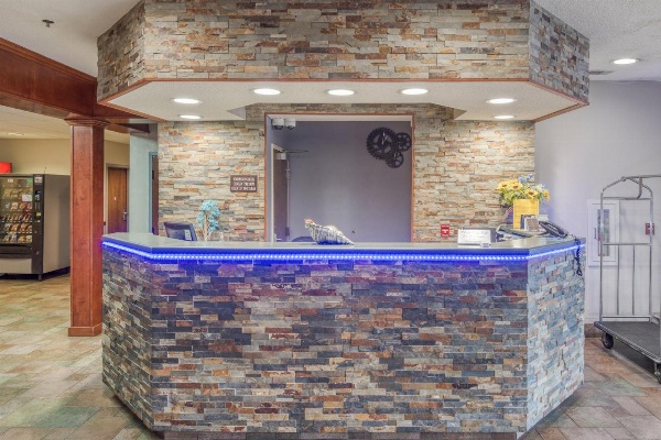 Trident Inn and Suites image 6